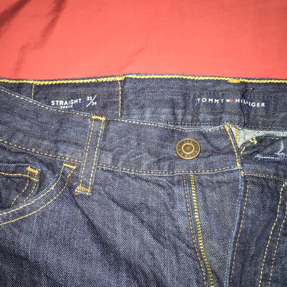 Straight Cut Tommy Hilfiger Jeans - Picture 2 of 2